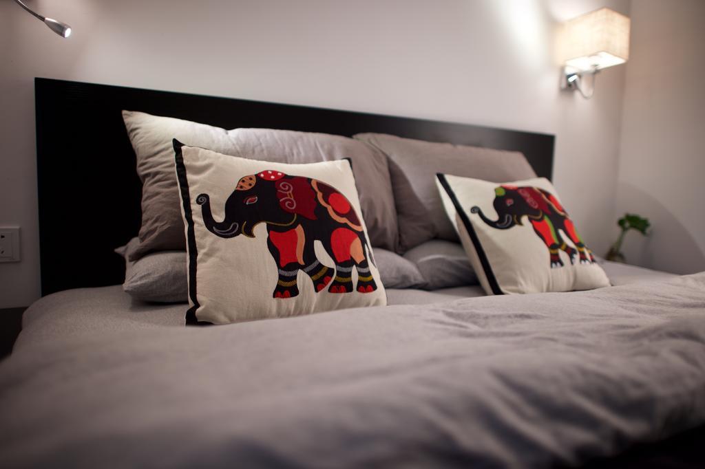 Apartment Go Native